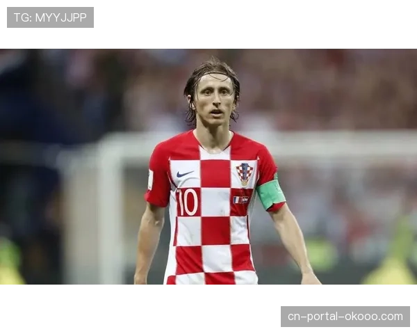 终场哨响，克罗地亚老将莫德里奇跪地掩面：岁月不饶人的无奈